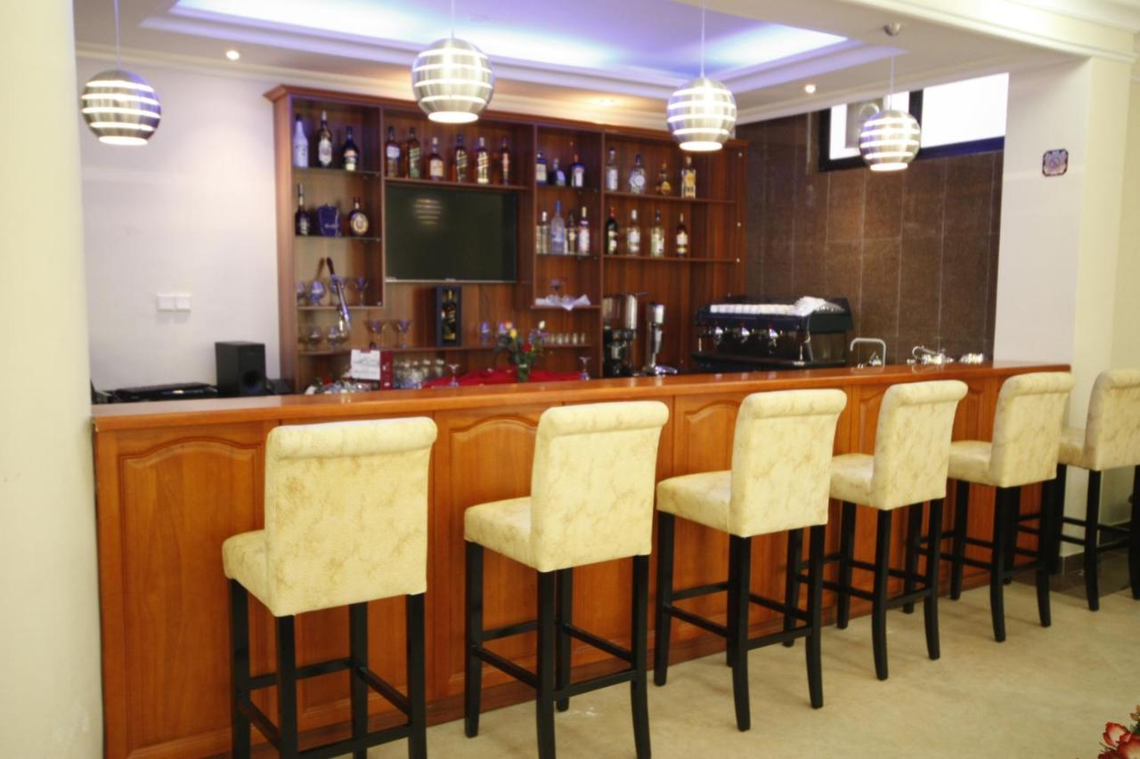 Caravan Hotel Addis Exterior photo